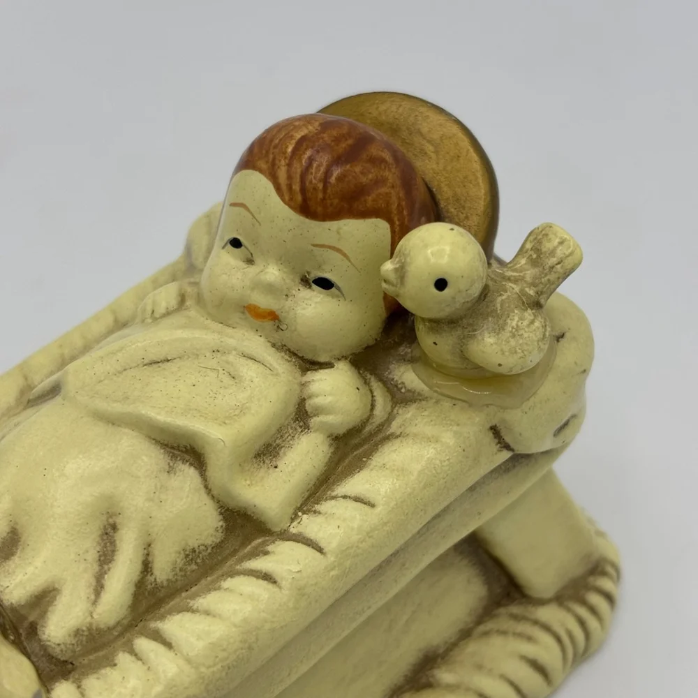 Vintage Lund’s Lites Baby Jesus Manger Figurine Korea Nativity Lamb Dove 1980s